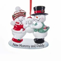 Kurt Adler New Mommy And Daddy Snow Family Ornament
